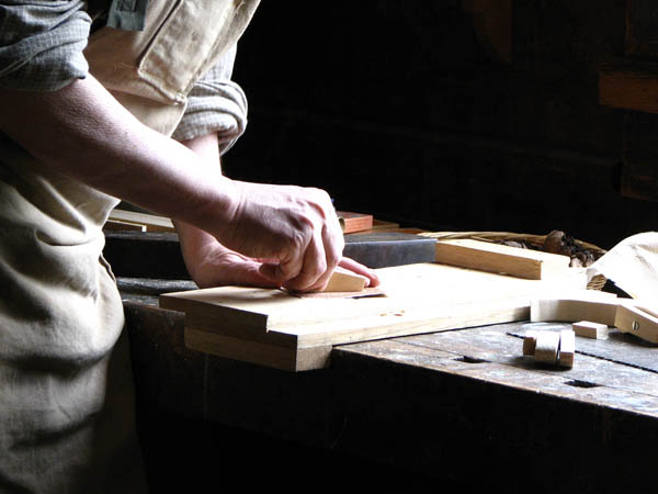 Nuestra <strong>carpintería de madera en  Genalguacil</strong> es una empresa de <strong>herencia familiar</strong>, por lo que  contamos con gran <strong>experiencia </strong>en la profesión.